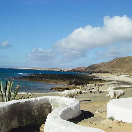 Feriehus Casa Azul - 50 M Beach, Exclusive And Quiet Area, Wi-fi
