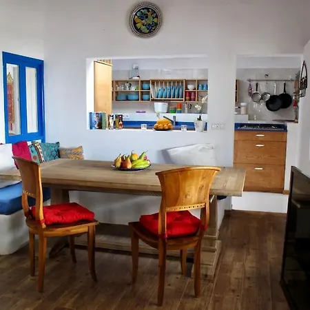 Casa Azul - 50 M Beach, Exclusive And Quiet Area, Wi-fi Holiday home